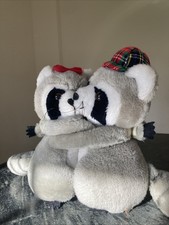 1978 DAKIN Fun Farm Moonshiners Raccoon Hug Plush Stuffed Animal Scotland Hat