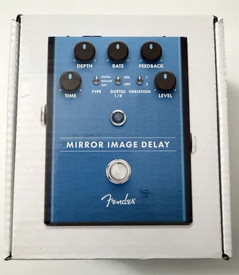 Fender Mirror Image Delay Digital Delay Pedal for Guitar/Bass MPN 0234535000 - Image 1 of 2