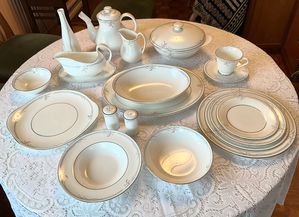 Royal Doulton Porcelain Dinner Sets for sale | eBay UK
