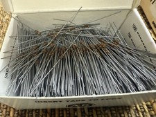 allen bradley resistors 5.6 K Ohms 1/8W %5 (1000 in Box)