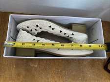 Women Round Toe Lace Floral Low Heal Wedding Bridal Shoes Slip on