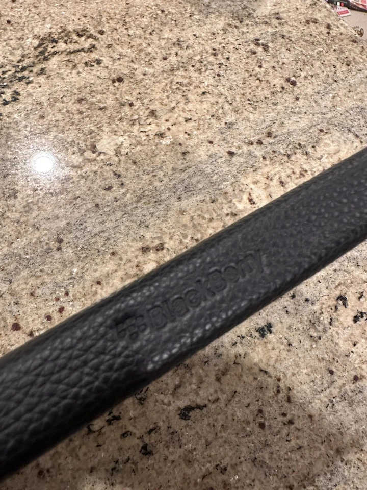 Genuine BlackBerry PlayBook Journal Case RIM Research in Motion - Open Box - image 4 of 4