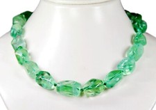 Wunderschöne Halskette aus dem  Edelstein Fluorit ungeformt einzeln geknotet