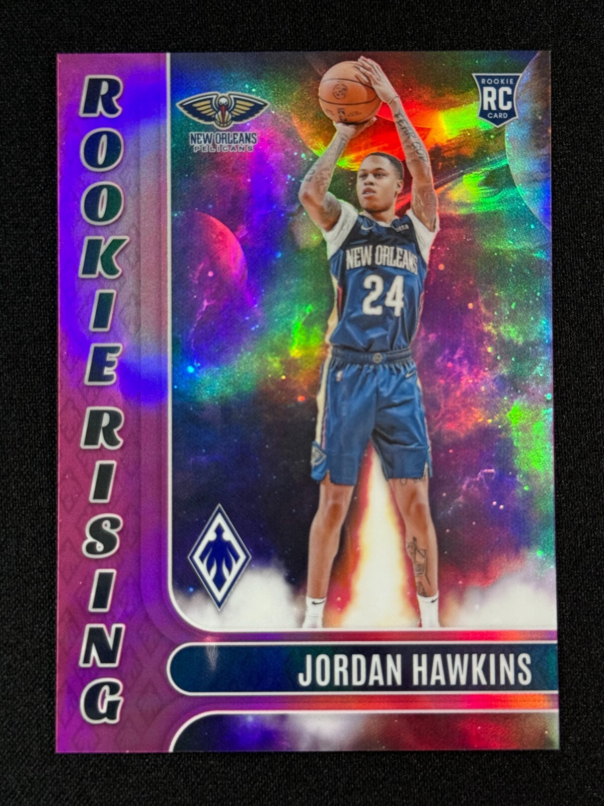 2023-24 Panini Phoenix - Rookie Rising Jordan Hawkins #17 Pink /99 (RC)