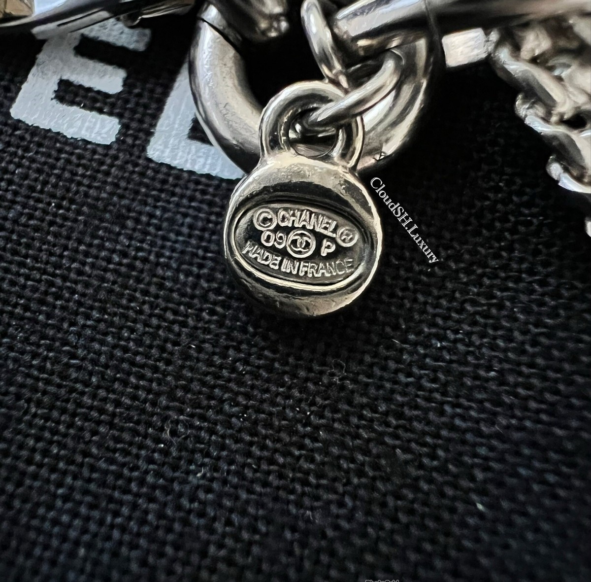 Auth Chanel CC Silver Plate Pendant Logo Keychain Keyring