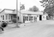 1945-1955 New Market Gas Station, Virginia Old Photo 13" x 19" Reprint