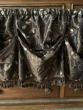 Regal Home Collection Brown Lined Beaded/Fringed Curtain Valance 55X21