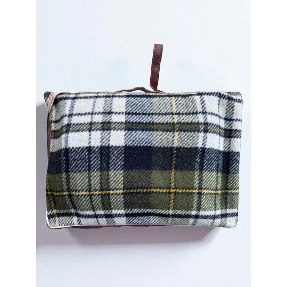 "Paquete de bata vintage Faribo pelusa telar verde marfil flecos tiro de estadio 56""x66" Foto 2 de 4