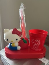 NEW Adorable Sanrio 2012 Hello Kitty Toothbrush 3pc Set: holder, cup,toothbrush