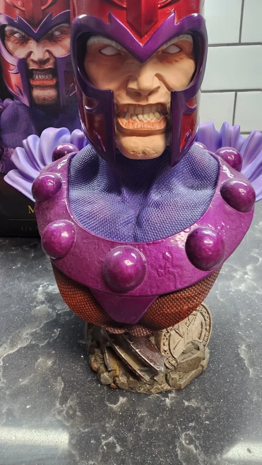 Busto limitado Diamond Select Toys Marvel 3D Magneto escala 1:2 Foto 3 de 4