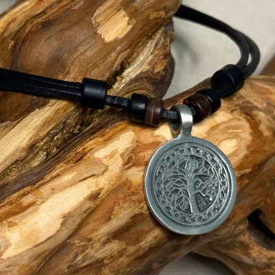 Lederkette Surferkette Tree of Life Damenhalskette Herrenkette Surfschmuck Kette - Bild 1 von 4