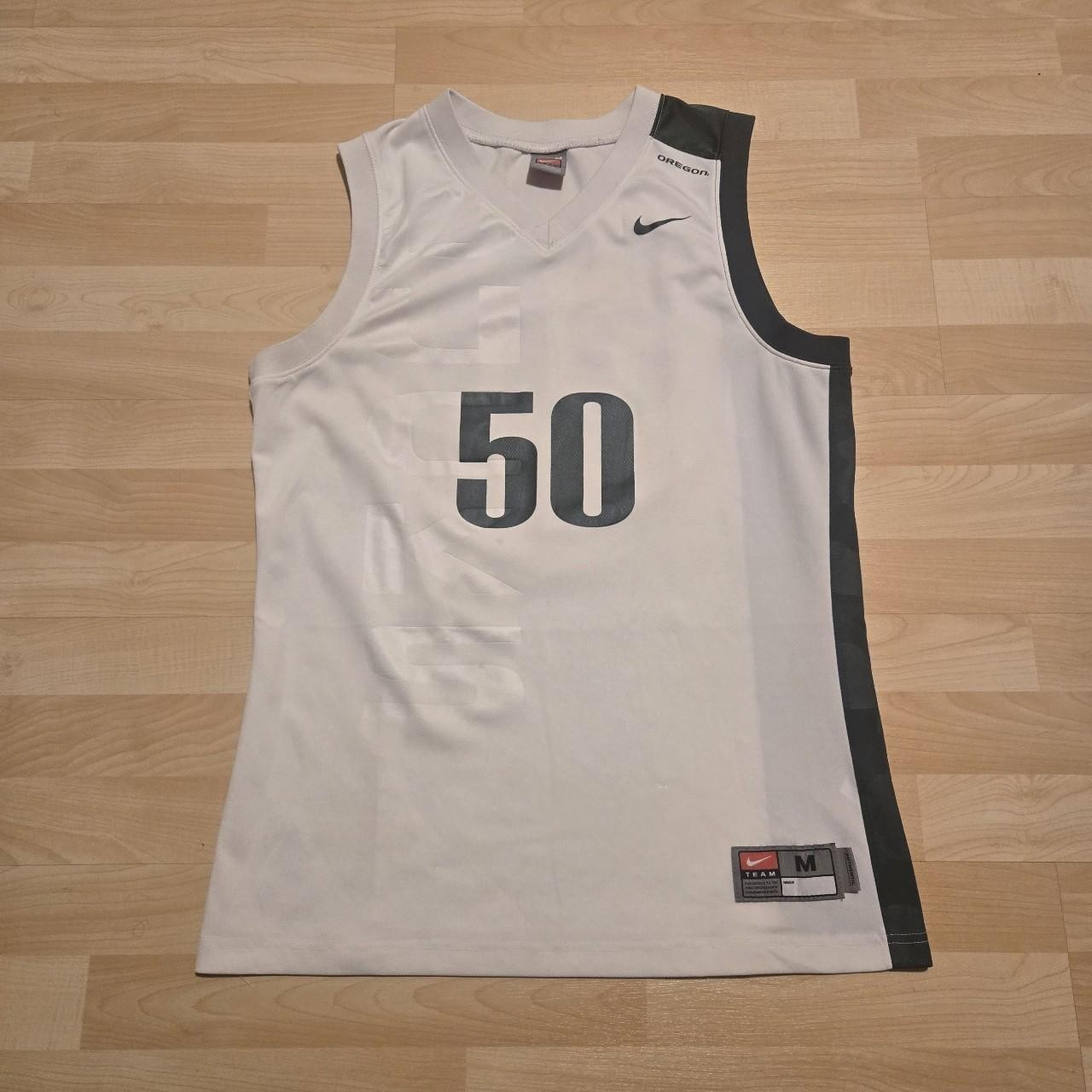 Nike Oregon Ducks Men's White Camo #55 Basketball Jersey Size Medium