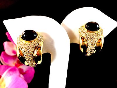 ELEGANT CINER GOLDTONE JET BLACK CABOCHON CRYSTAL RHINESTONE CLIP EARRINGS