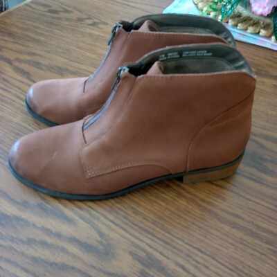 Women's Array Size 11M Zip Front Camel Brown Leather Bootie Ankle Boots Shoes