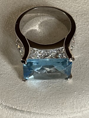 Park Lane Noelle Ring Light Blue Rectangle Accent Crystals Silver