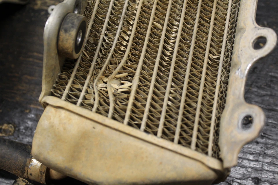 2003 2004 年 YAMAHA YZ250F 原始设备制造商 左右冷却冷却器 Radiator 03 04 发动机 — 第 3/4 张图片