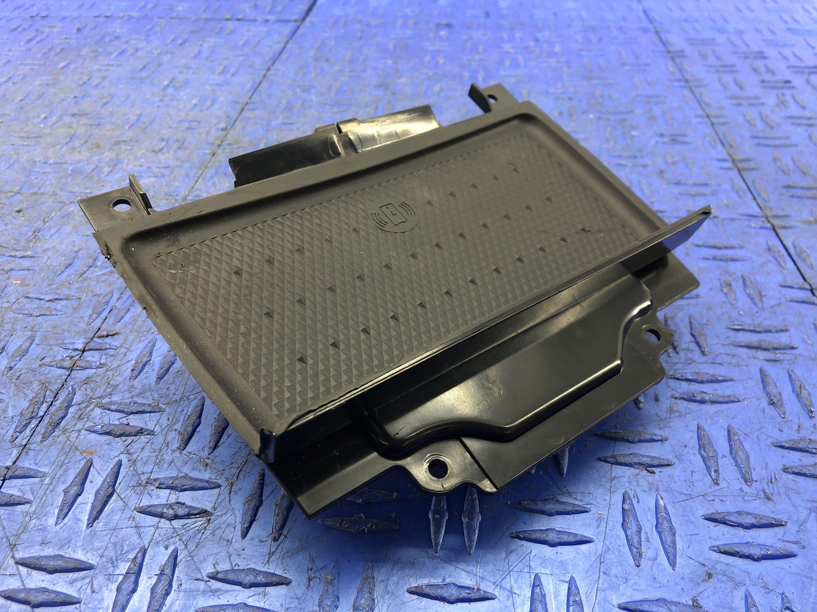 2023 MASERATI GRECALE CONSOLE WIRELESS PHONE CHARGER CONTROL MODULE 670219573