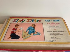 Zippy Zither Japan Vtg 16 String Wooden Instrument Charts Pick Strings Key
