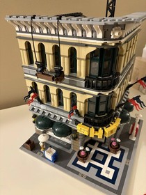 Lego Grand Emporium 10211 Modular Building 100% Complete Creator Expert No Box