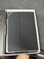 Logitech Slim Folio Case Bluetooth Keyboard