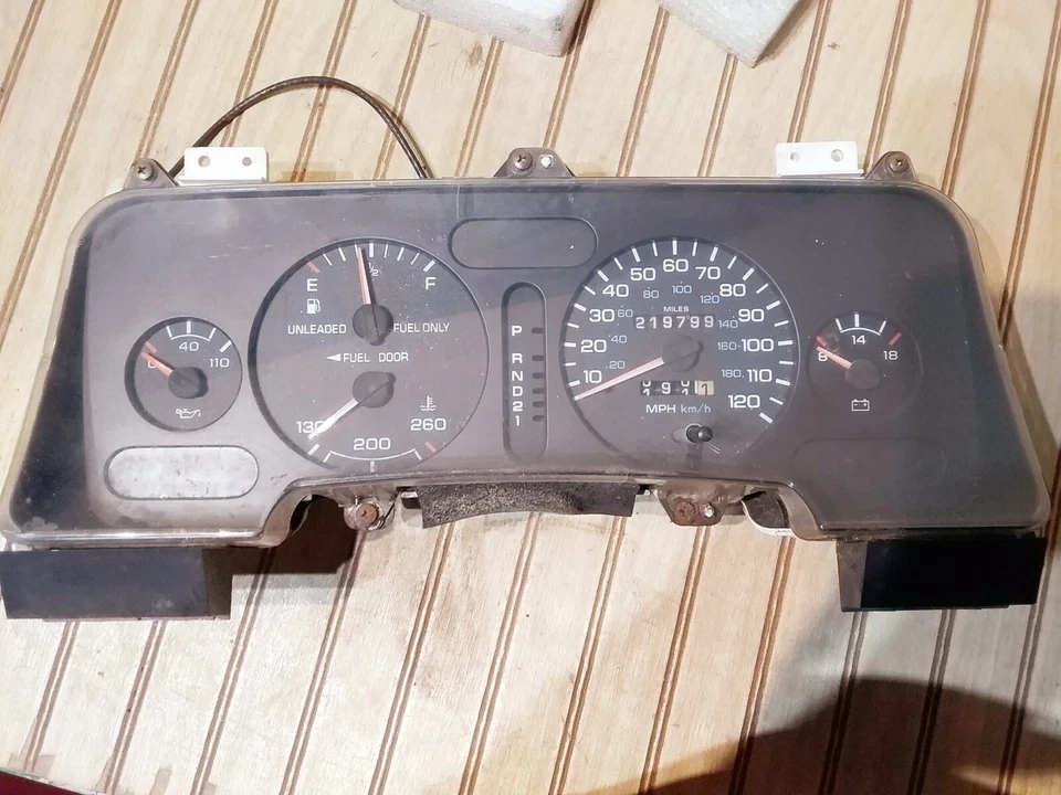 Cuadro de instrumentos Dodge Ram 1500/2500/3500 automático 219.799 millas 1994-1997 Foto 4 de 4