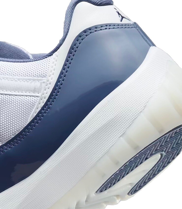 NIKE Air Jordan 11 ホワイト/ネイビー　 12 国内11月11日発売予定】 ナイキ エアジョーダン11 レトロ