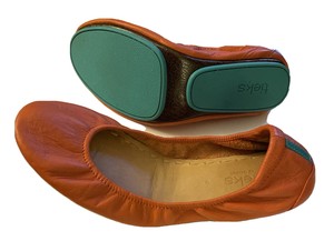 orange tieks