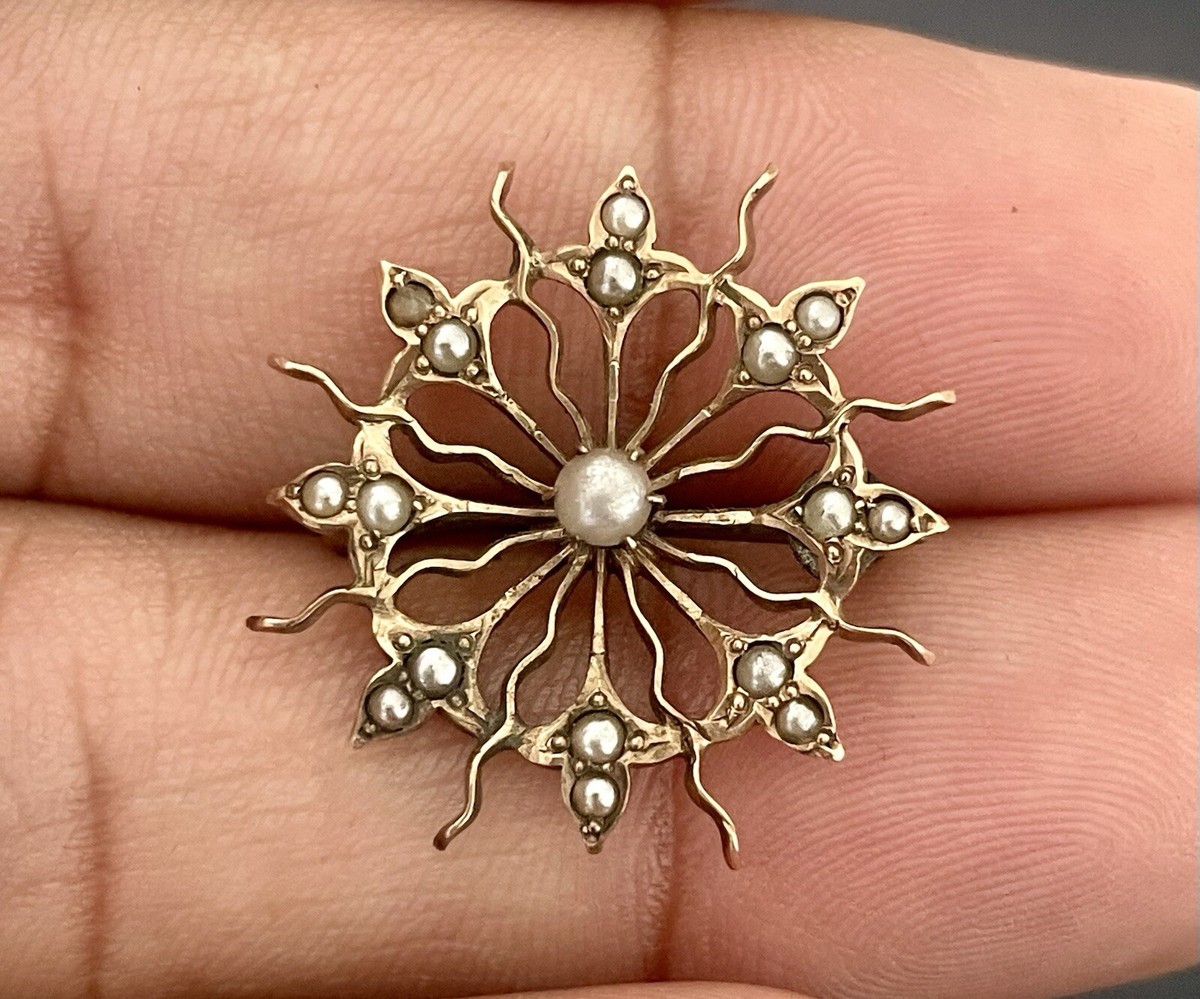 Antique 10K Yellow Gold Seed Pearl Sunburst Star Brooch Antique 10K Yellow Gold Seed Pearl Sunburst Star Brooch