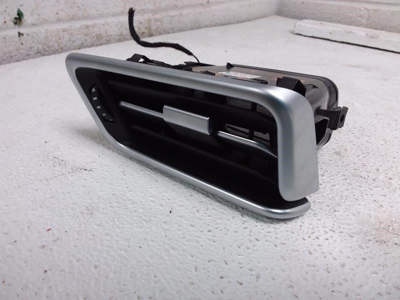 Maserati Ghibli 2019 Left Air vent Black P/N 6700190610