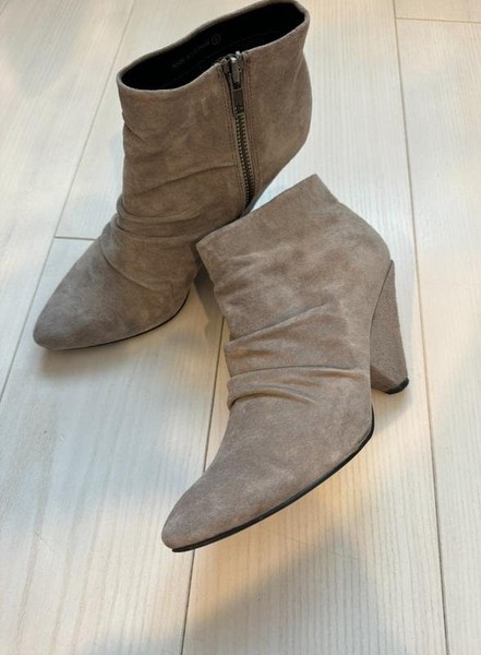 Women Gabriella Rocha Boots Grey Suede 37.5