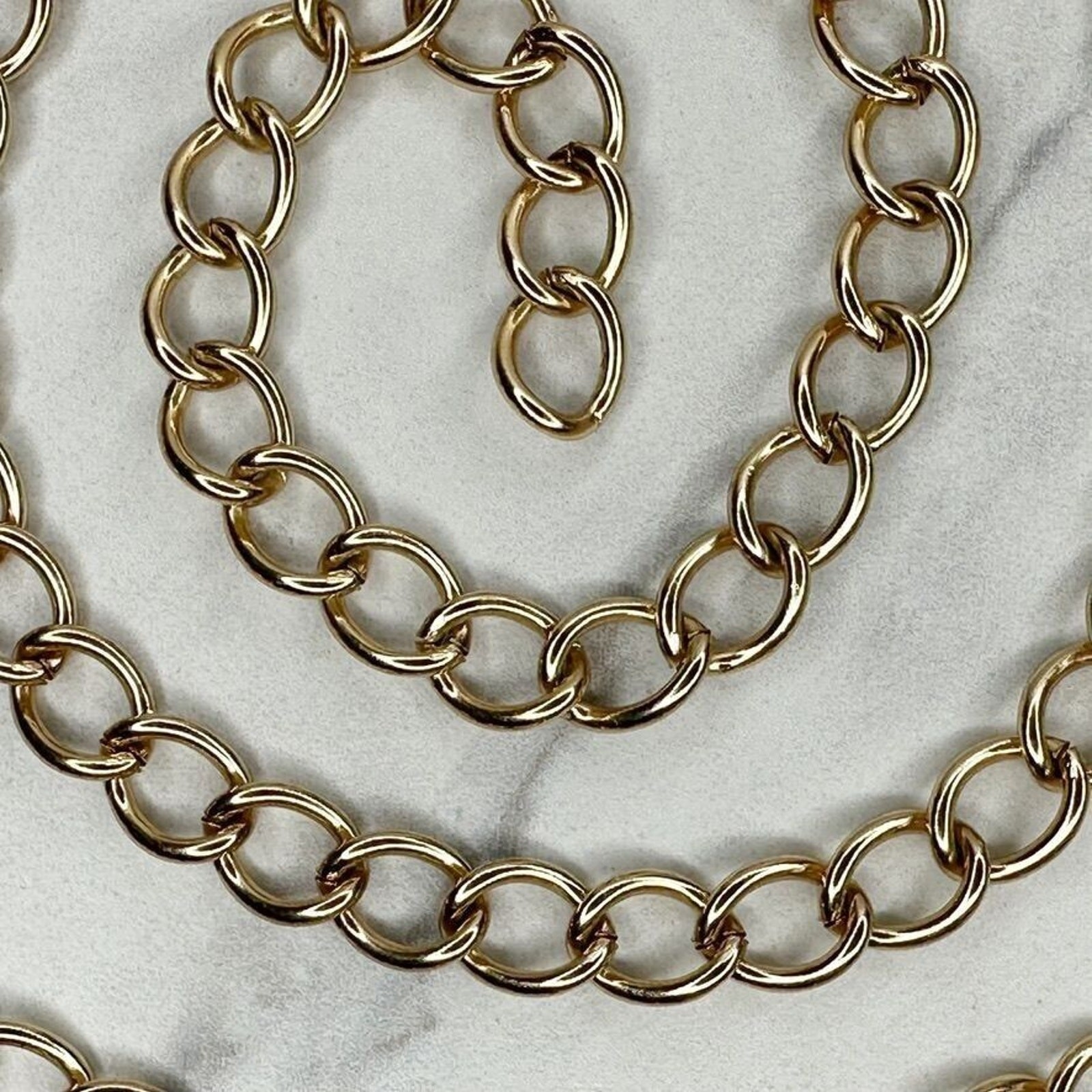 Gold Tone Simple Basic Metal Chain Link Belt Y2K … - image 7