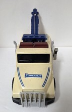 Vintage 2000 Matchbox Michelin Tow Truck Workin Boom