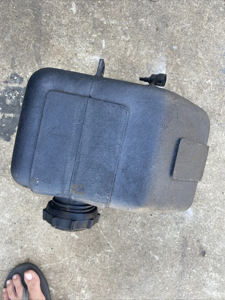 Tanque de combustible cortacésped Dixon ZTR 427,428,429,542,4421,4422, 303 - usado Foto 4 de 4