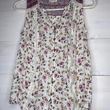 Mason & Belle Women’s Size Small - White and Purple Shirt