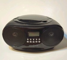 Insignia CD Player AM/FM Radio 3.5mm Aux-in Model NS-B4111