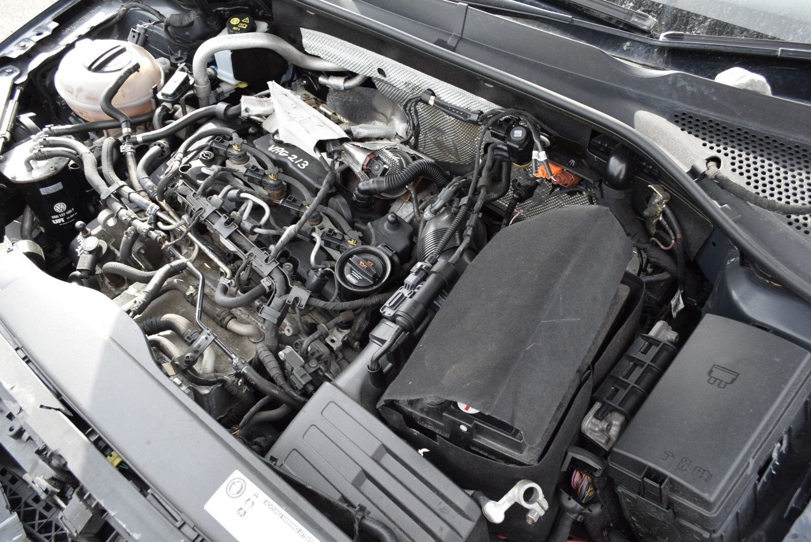 2013 VOLKSWAGEN GOLF MK7 1.6TDI DIESEL ENGINE WITH TURBO PUMP