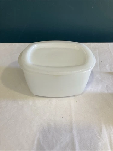 Vintage Fire King White Milk Glass Oven Refrigerator Ware 4” Dish MCM Lid