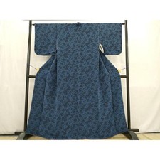 Heiwaya Silk Kimono Small Flower Pattern, High-Quality Used Japan