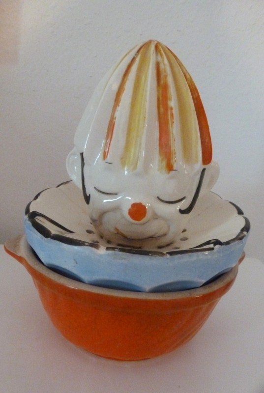Vintage Clown Juicer Reamer 2 piece Japan Bake Oven Manual Ceramic