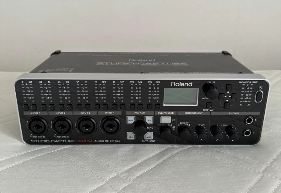 Roland UA-1610 STUDIO-CAPTURE ANALOG 16x8 DIGITAL 2x2 USB2.0 16IN/10OUT - Image 2 of 4
