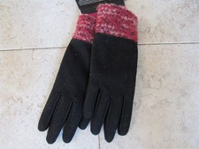  50 ISOTONER SMARTOUCH GLOVES
