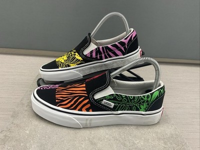 NWOT VANS x Crayola  Trace Your Dreams  Classic Slip-on Men s 5 Women s 6.5