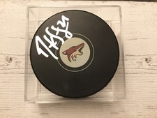 Derek Stepan Signed Autographed Arizona Coyotes Hockey Puck a