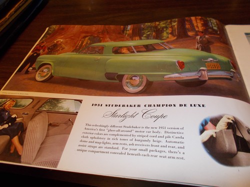 1951 Studebaker Deluxe Sales Catalog/ FREE Shipping - Picture 3 of 4
