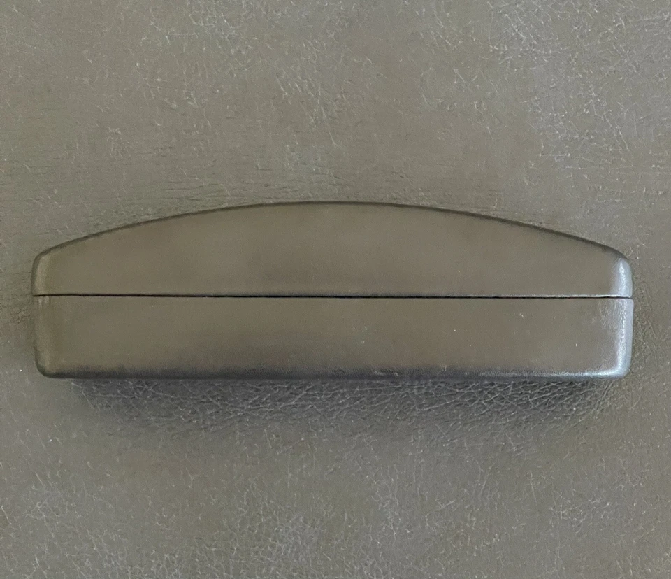 Auténtico estuche rígido Ted Baker London para gafas de sol/ojos Foto 4 de 4