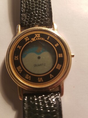 Watches Novelty Character UNTESTED Digital And Analog Lot.Of  display picture 3