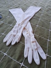 Petite Vintage Opera Gloves Ivory White Pearl Buttons
