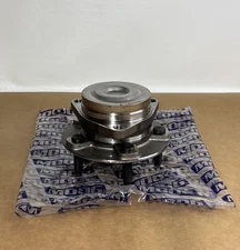 Moog Rear Wheel Bearing and Hub Assembly 512661