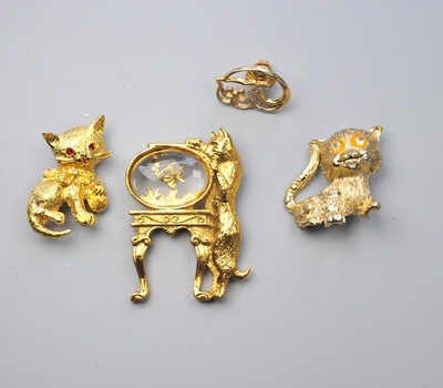 Vtg to now Brooch  pin  LOT cats cat kitty kitten  rhinestone google eyes  HL20