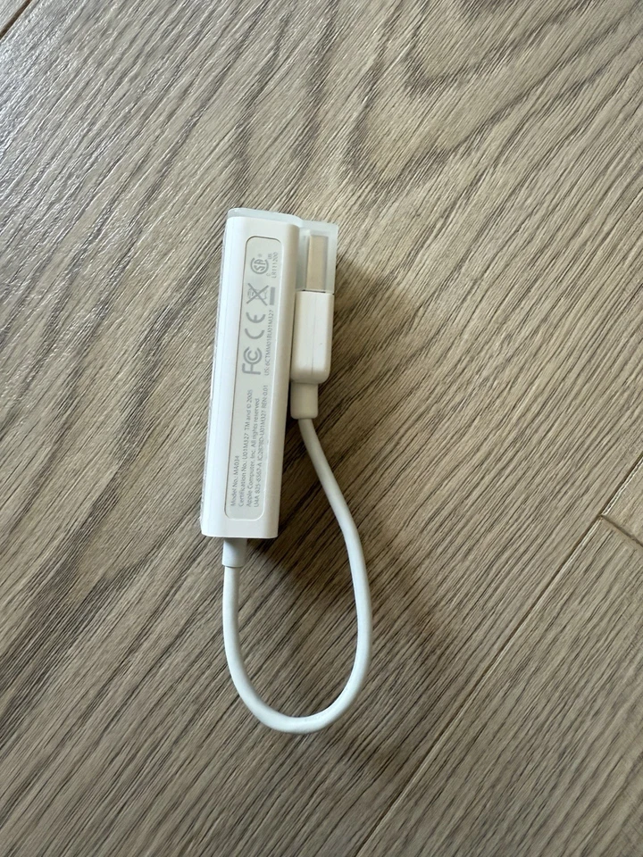 Genuine Apple dial-up external USB Modem 56 Kbps MA034Z/A - Image 2 of 4